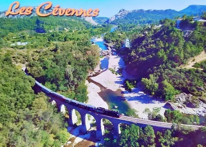 Conteneur Avec Prive Face Aux Vignes Massillargues-Attuech